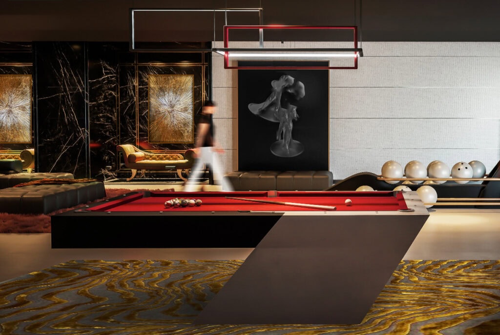 Sky Suites - Pool Table 1