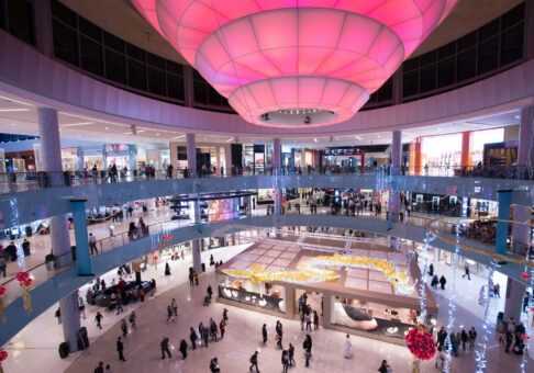 אטריום מרכזי רחב ב-Isfahan City Center באיספהאן